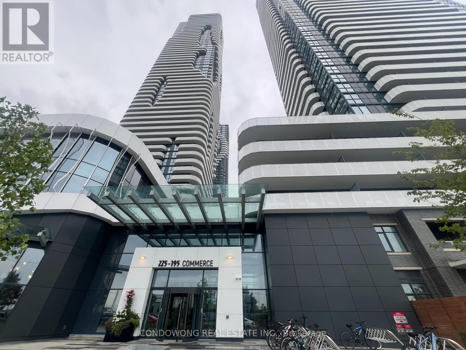 Photo 12 of 4006 195 Commerce Street, Vaughan ON