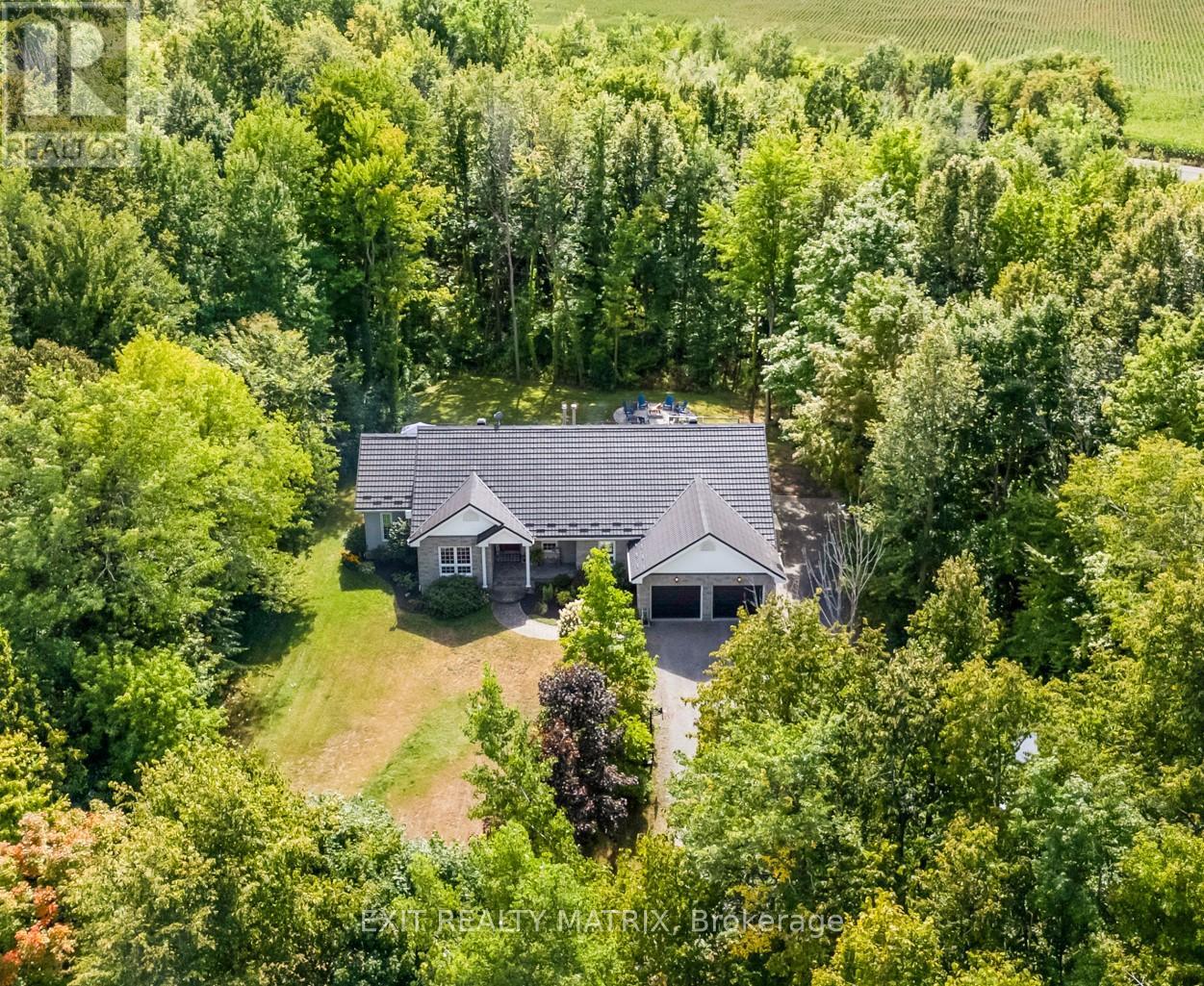 Photo 4 of 1736 Groves Road, Russell ON