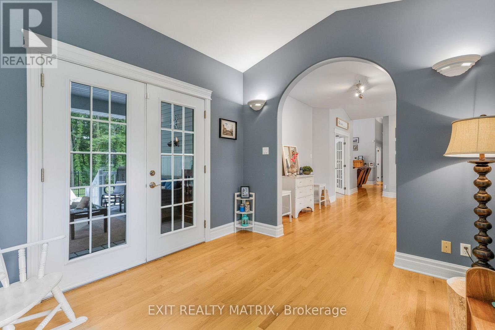 Photo 2 of 1736 Groves Road, Russell ON