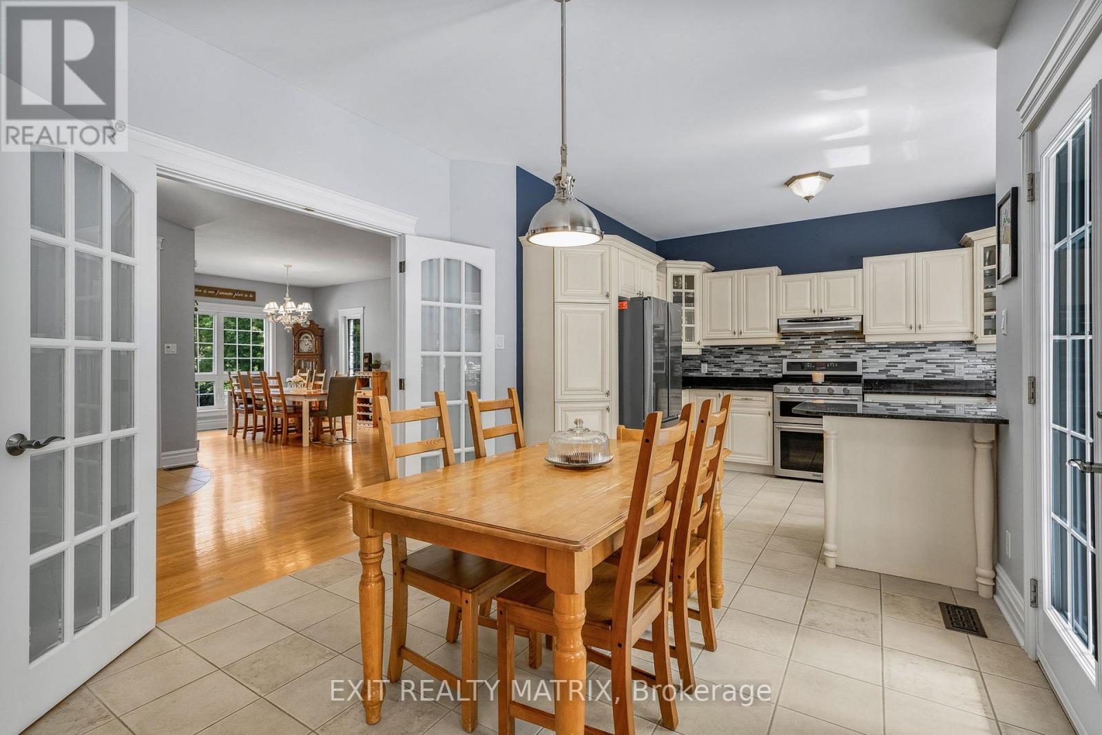 Photo 26 of 1736 Groves Road, Russell ON