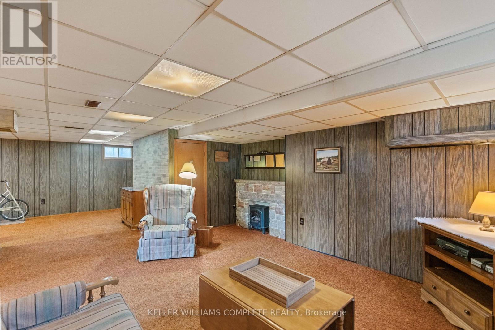 Photo 4 of 109 Highland Avenue, Port Colborne ON
