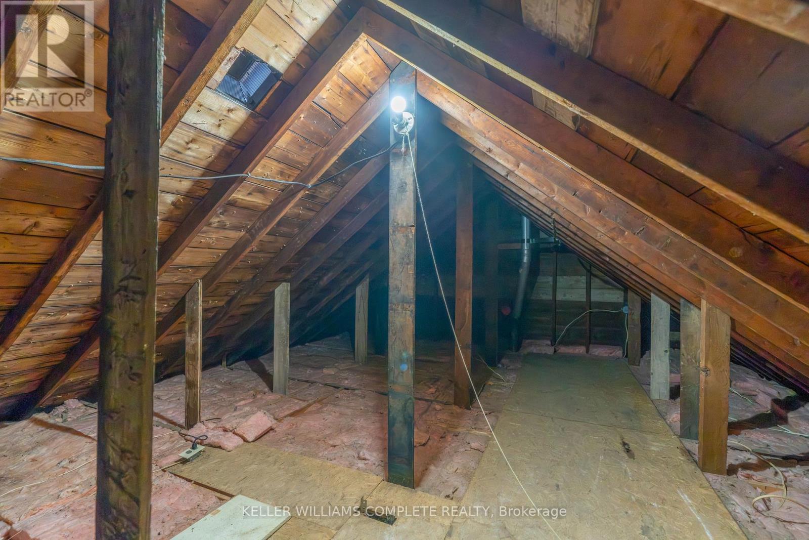 Photo 33 of 109 Highland Avenue, Port Colborne ON