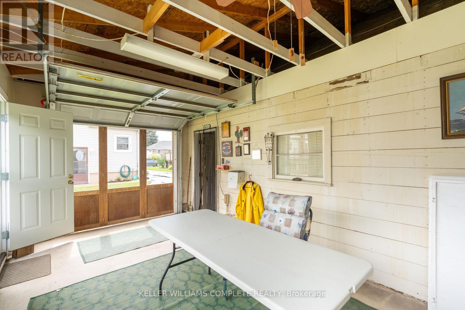 Photo 19 of 109 Highland Avenue, Port Colborne ON