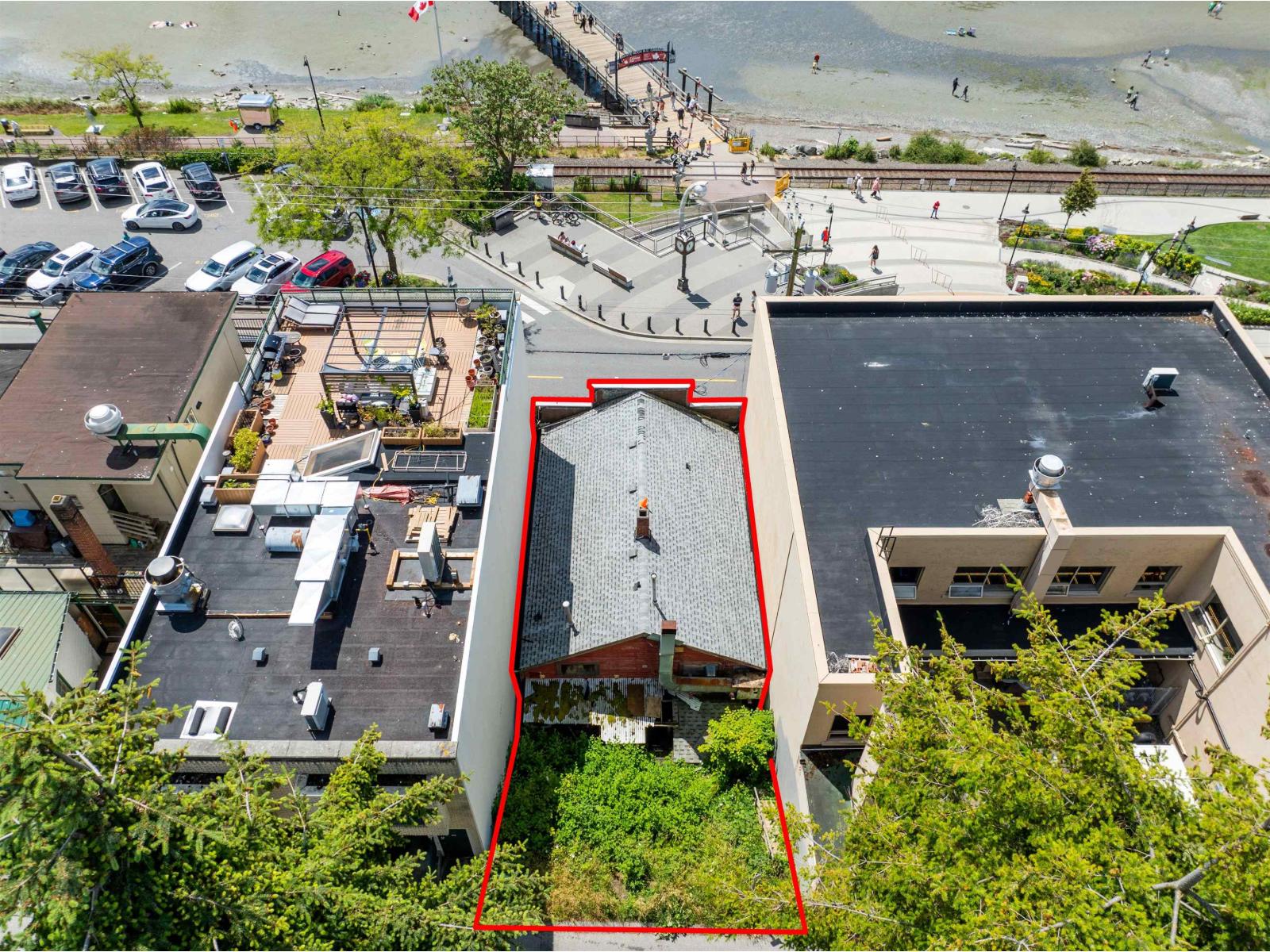 Photo 1 of 15053 Marine Drive, White Rock BC