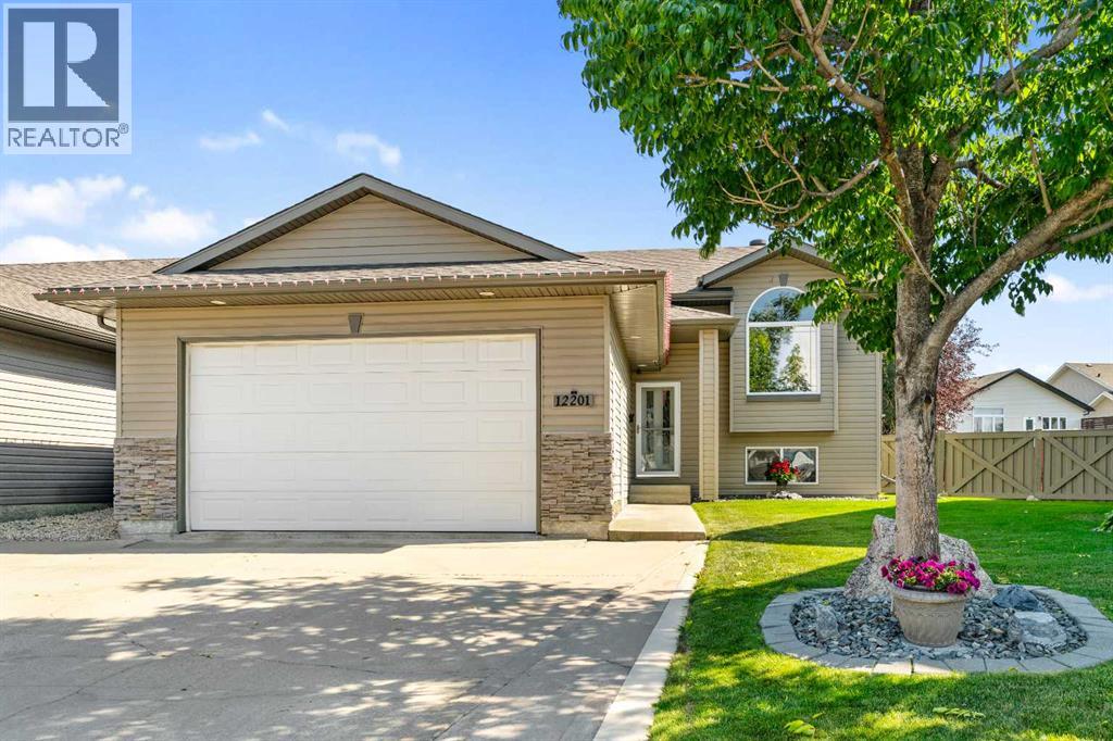 Photo 11 of 12201 104 A Street, Grande Prairie AB