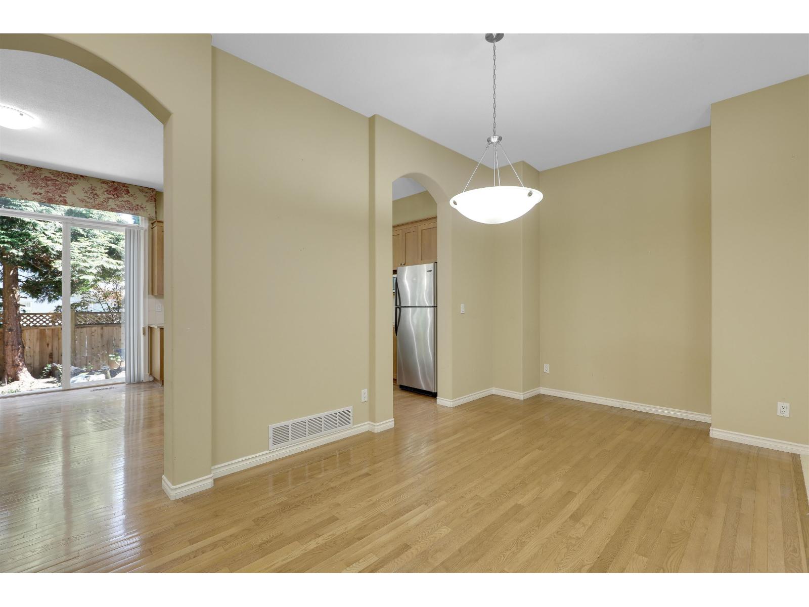 Photo 9 of 3470 150 Street, Surrey BC