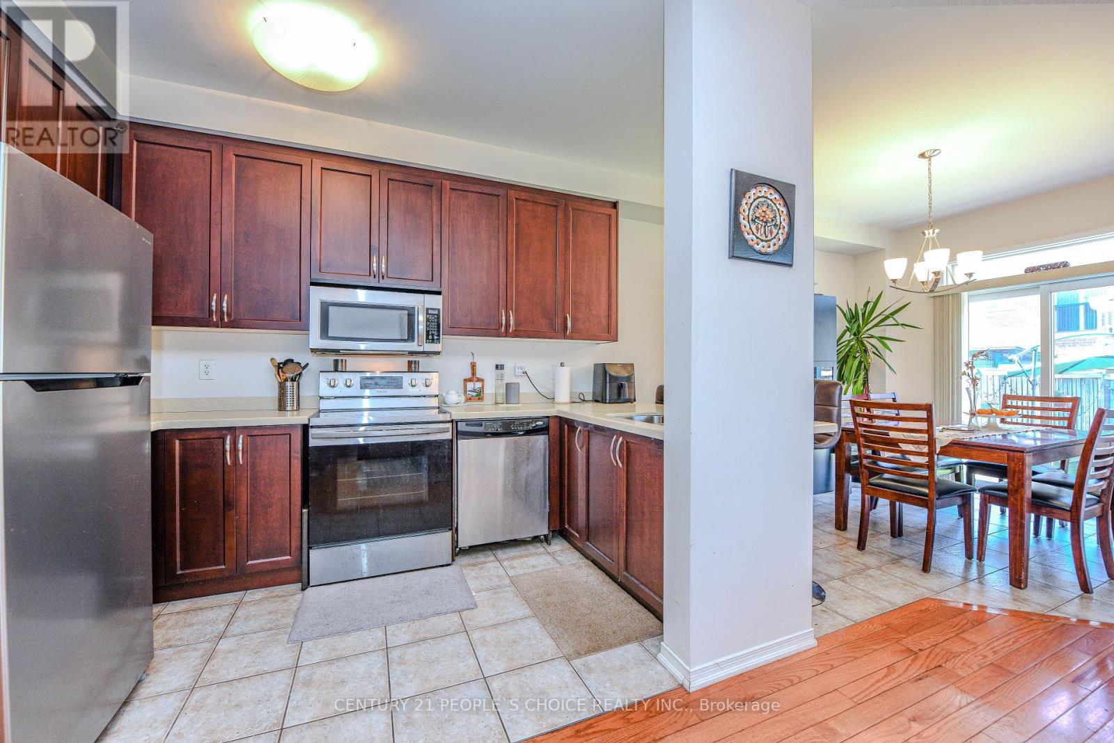 Photo 33 of 2043 Fiddlers Way, Oakville ON