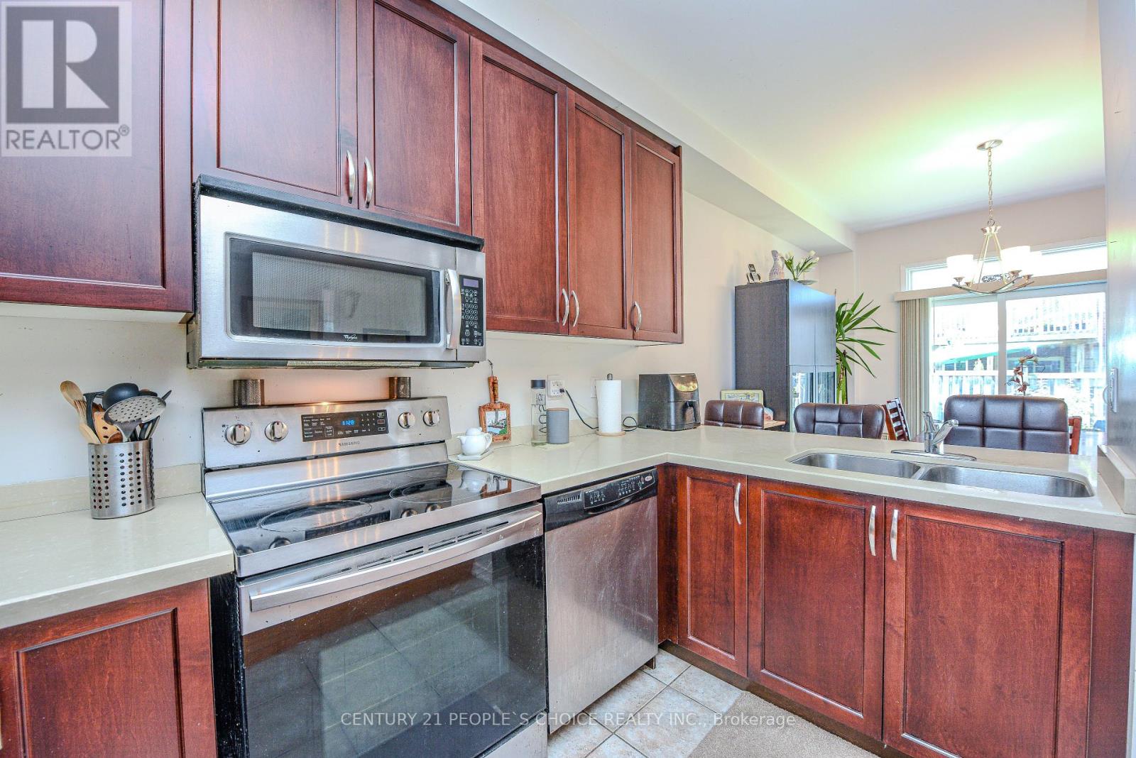 Photo 30 of 2043 Fiddlers Way, Oakville ON