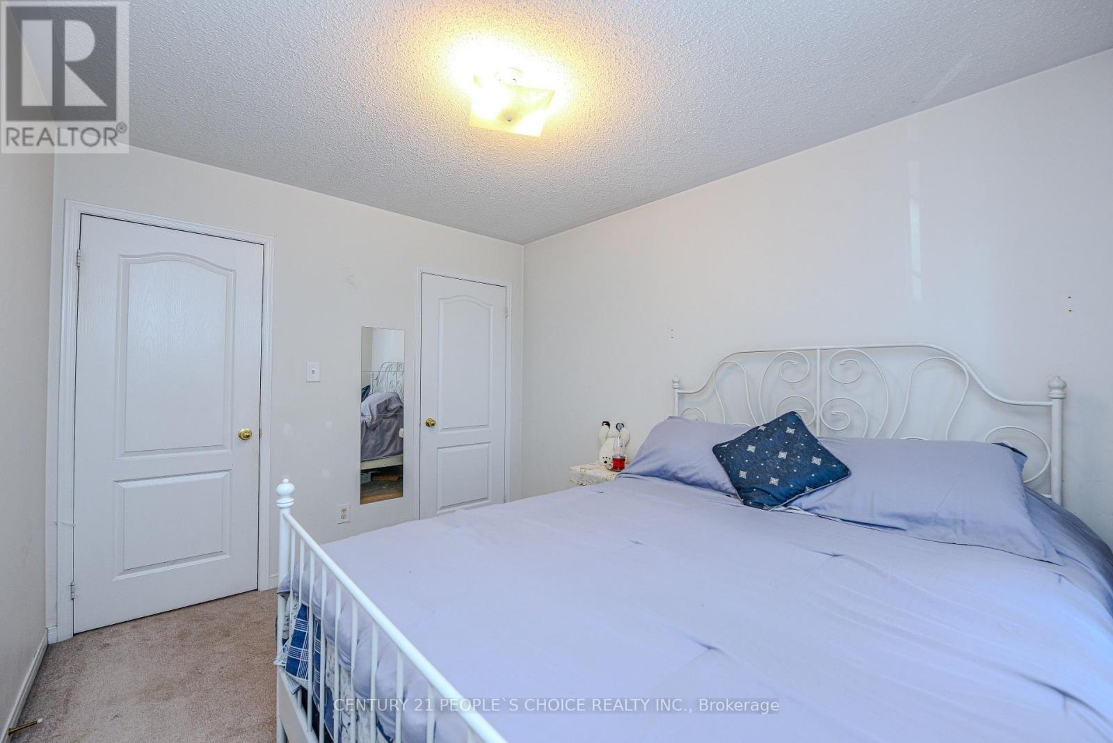 Photo 16 of 2043 Fiddlers Way, Oakville ON