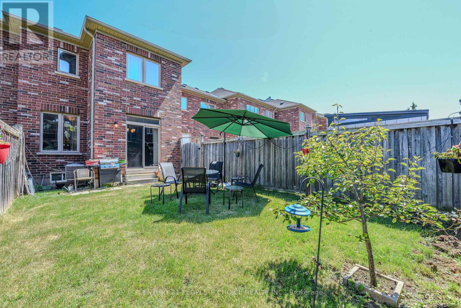 Photo 4 of 2043 Fiddlers Way, Oakville ON