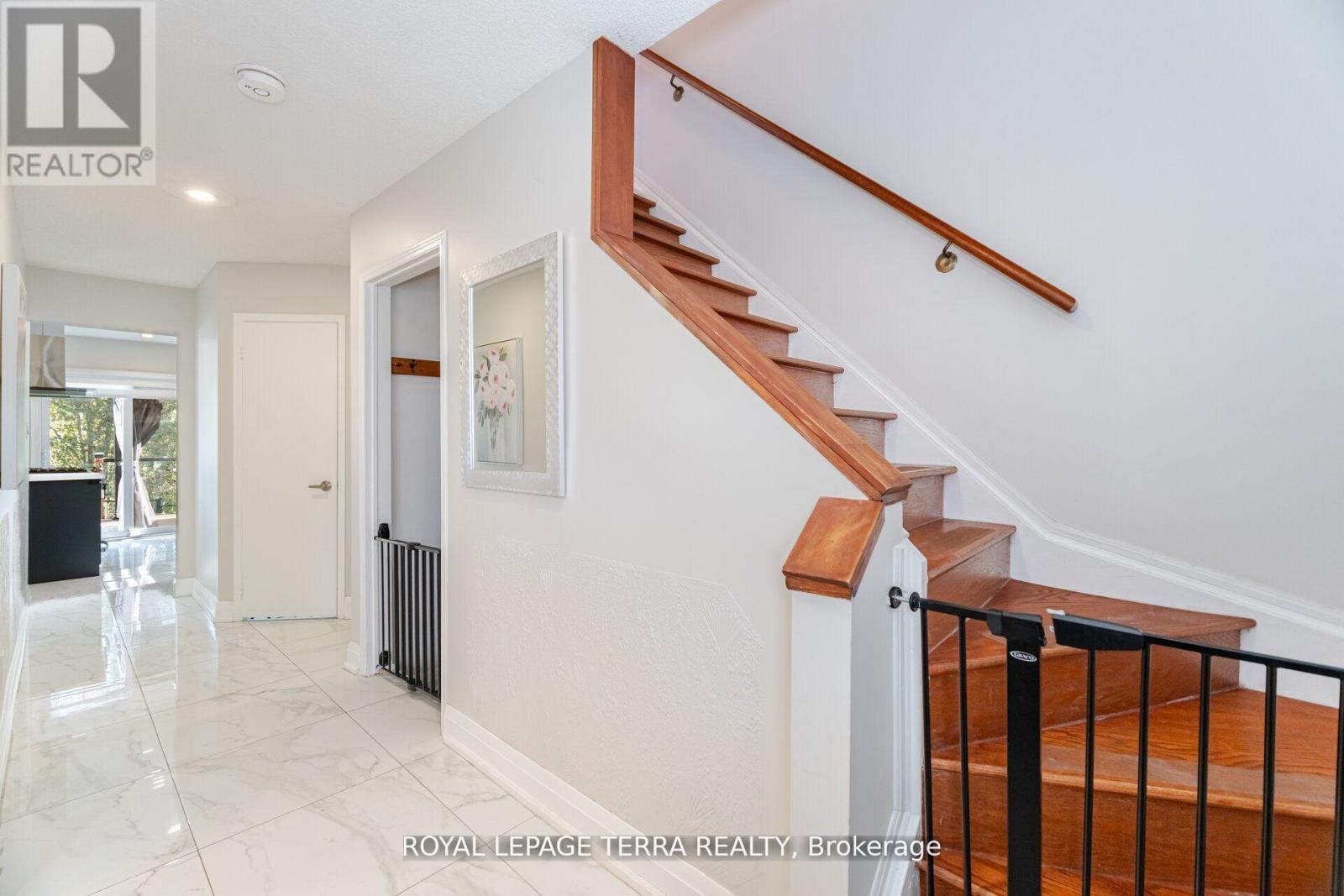 Photo 19 of 3407 Nighthawk Trail, Mississauga ON