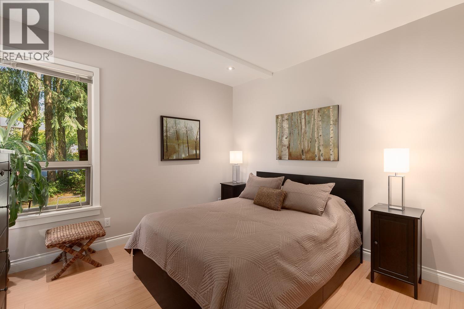 Photo 14 of 3681 Henderson Avenue, North Vancouver BC