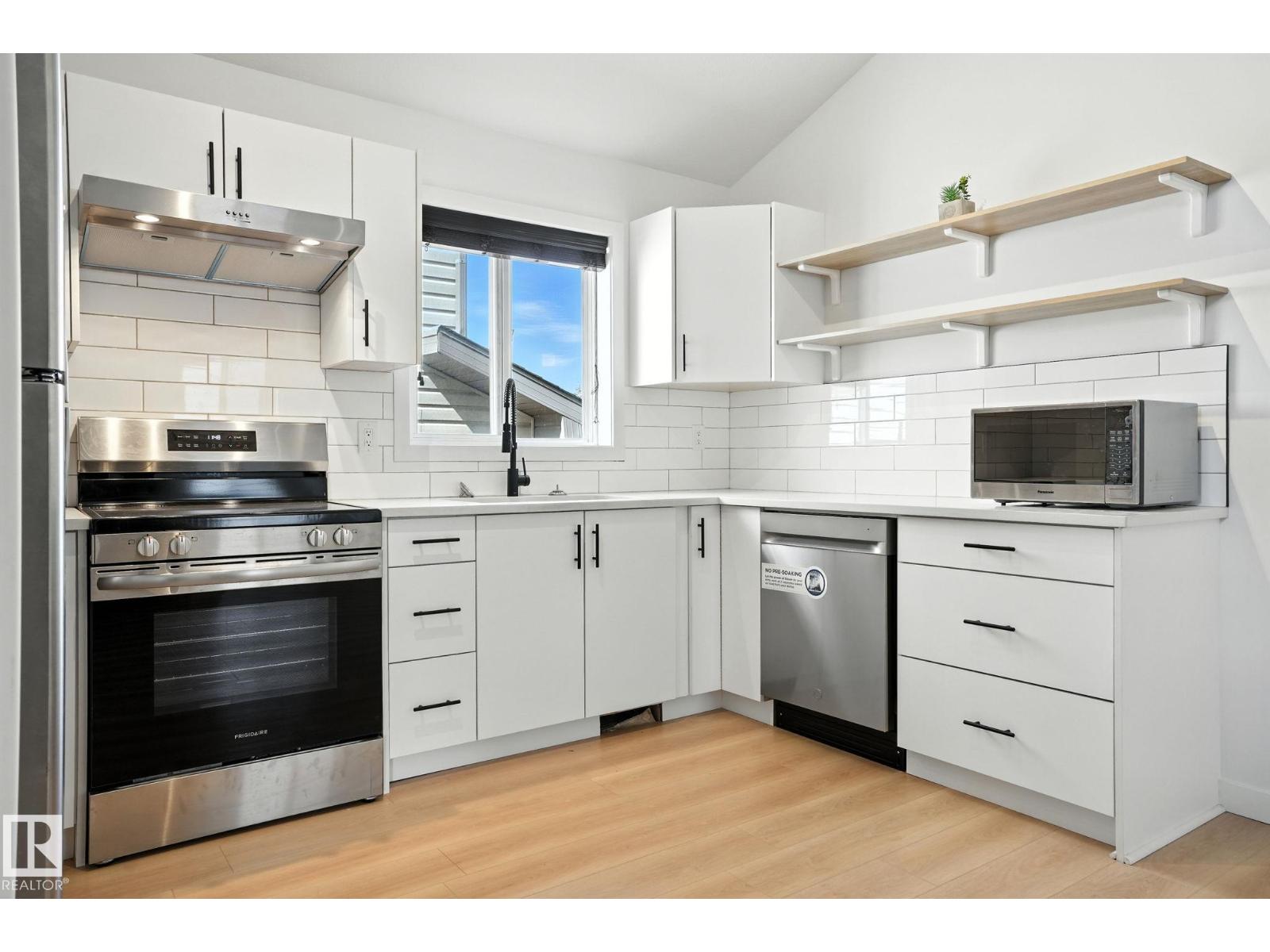 Photo 30 of 11316 167 B Av Nw, Edmonton AB
