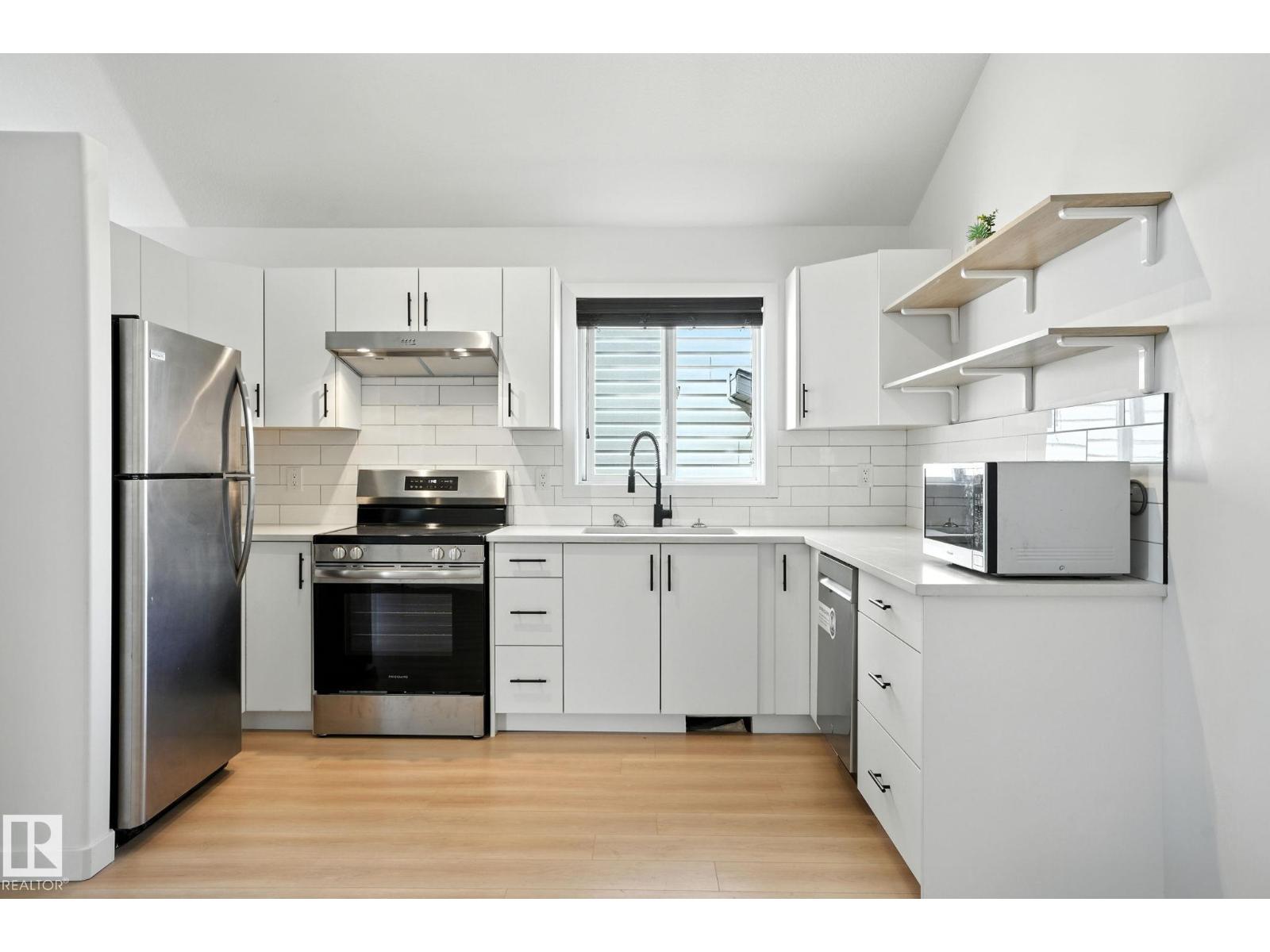 Photo 16 of 11316 167 B Av Nw, Edmonton AB