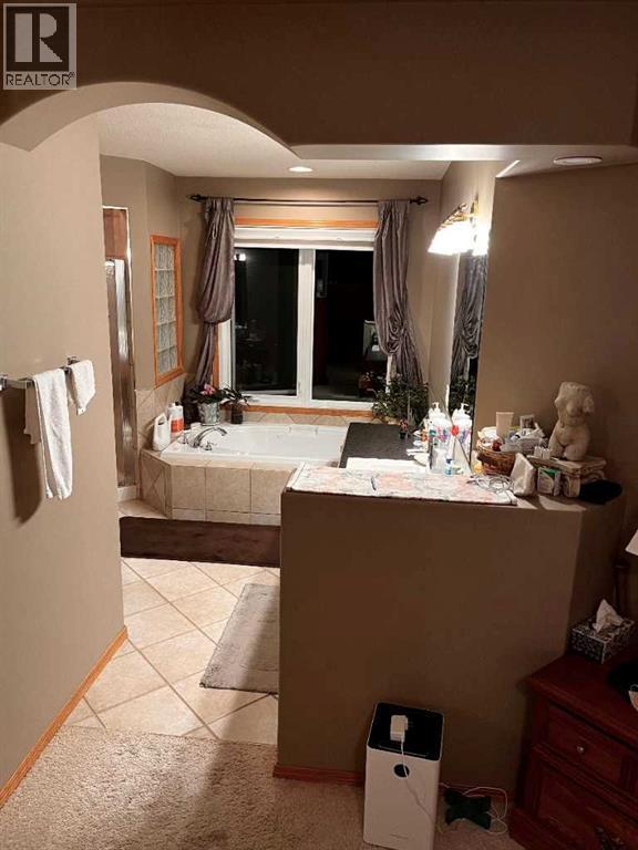 Photo 40 of 904 Spruce Way Se, Medicine Hat AB