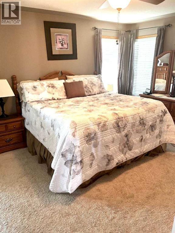 Photo 20 of 904 Spruce Way Se, Medicine Hat AB