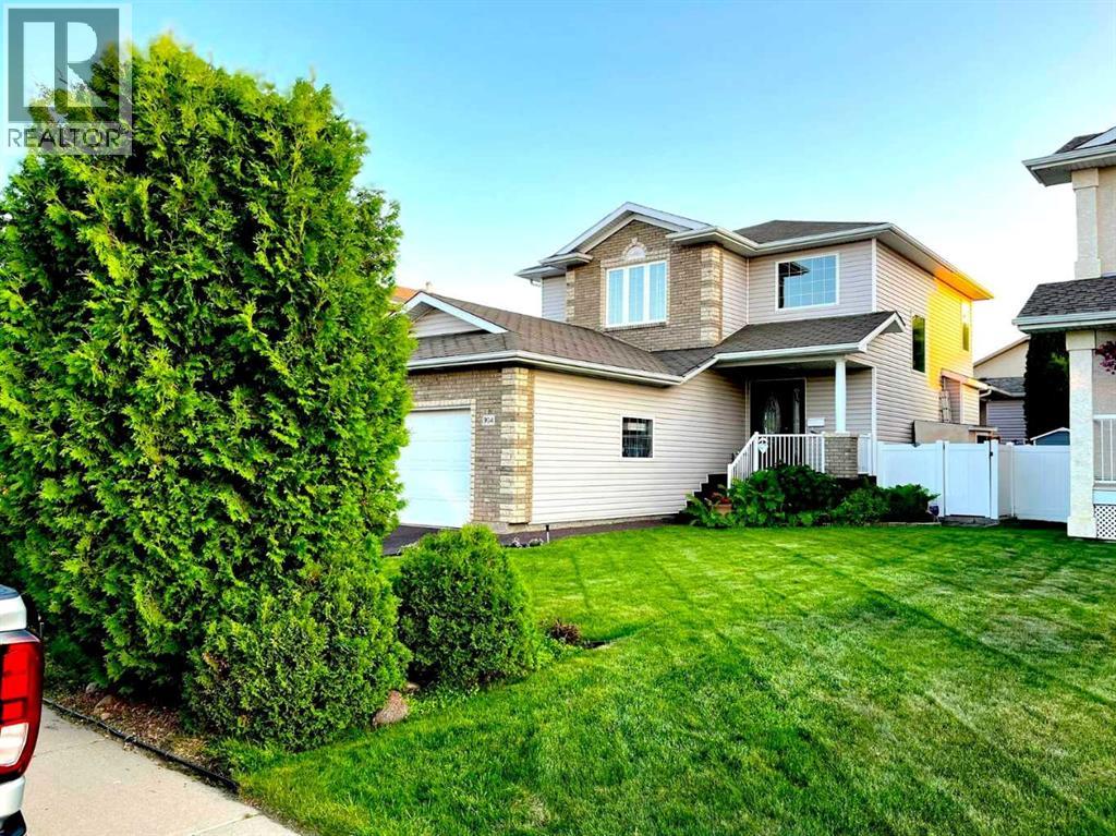Photo 14 of 904 Spruce Way Se, Medicine Hat AB