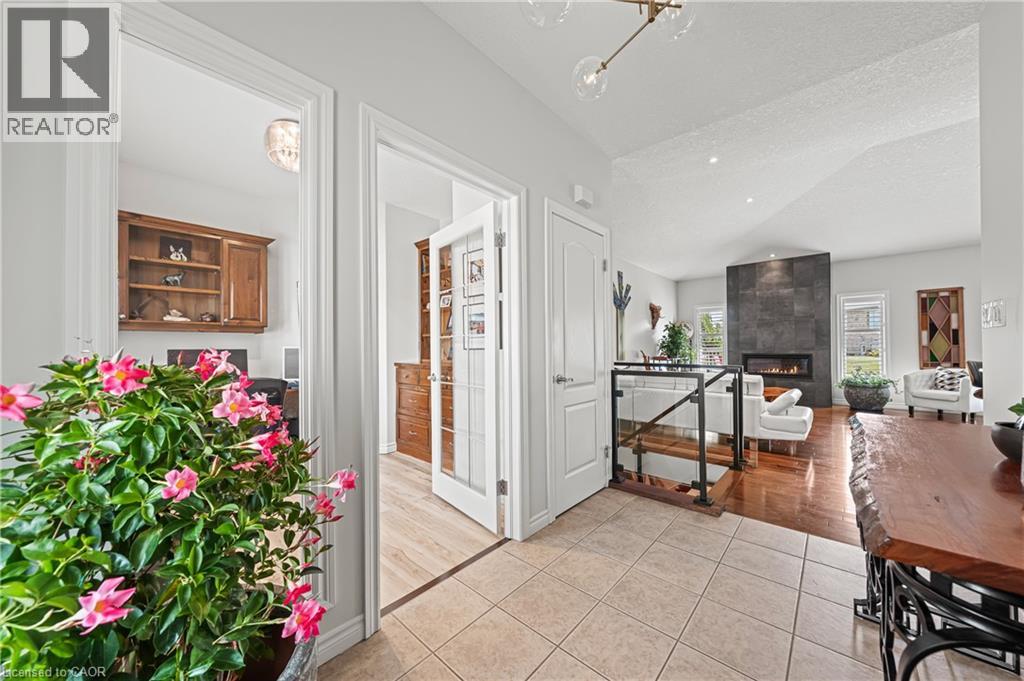 Photo 5 of 152 Devonshire Drive Unit 18, New Hamburg ON