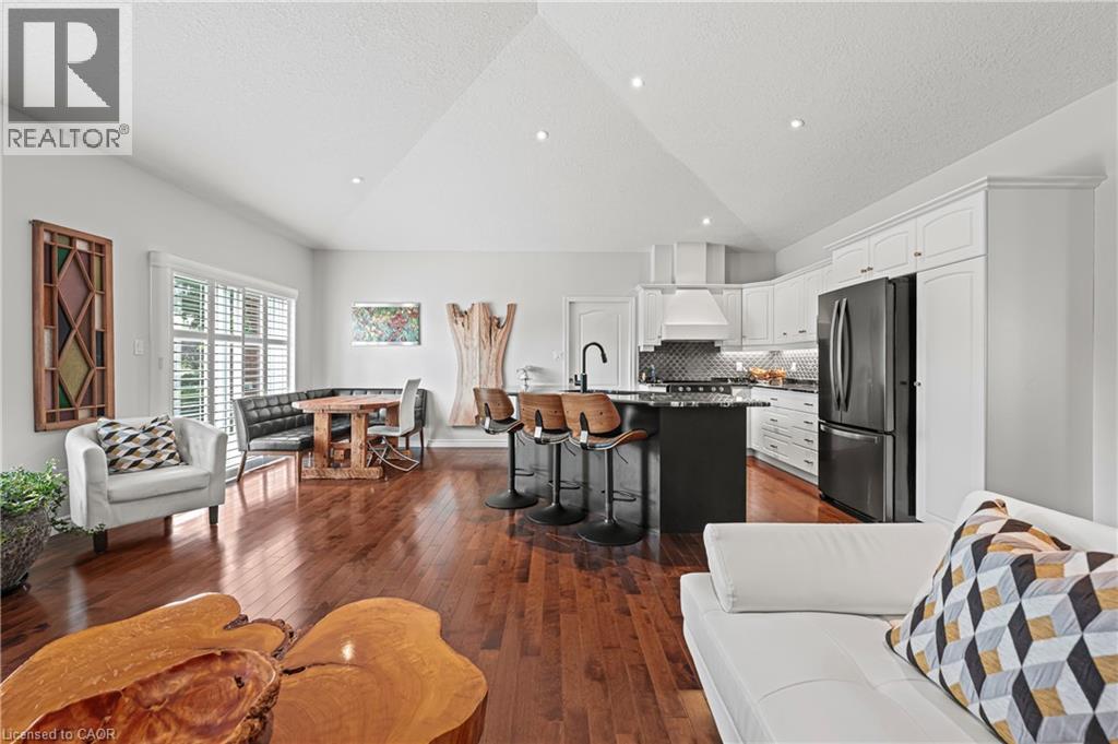 Photo 12 of 152 Devonshire Drive Unit 18, New Hamburg ON