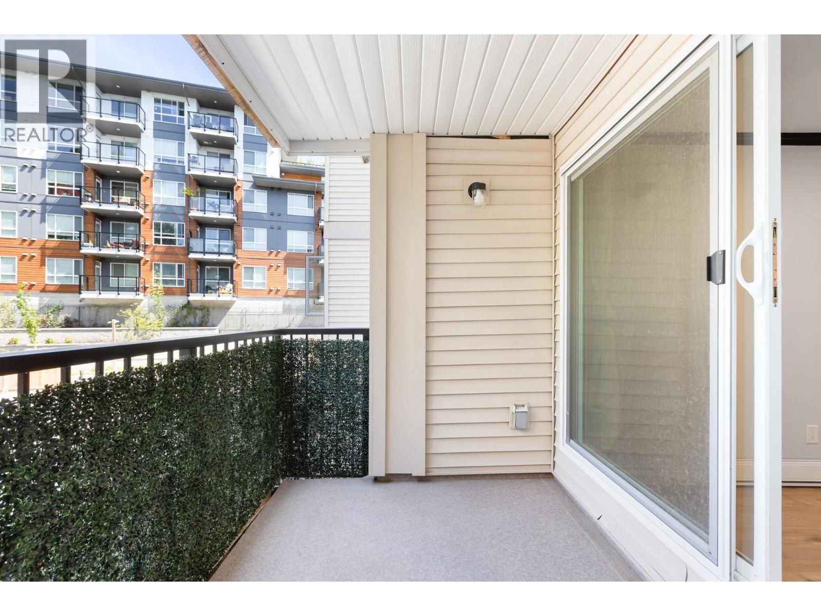 Photo 22 of 207 11595 Fraser Street, Maple Ridge BC