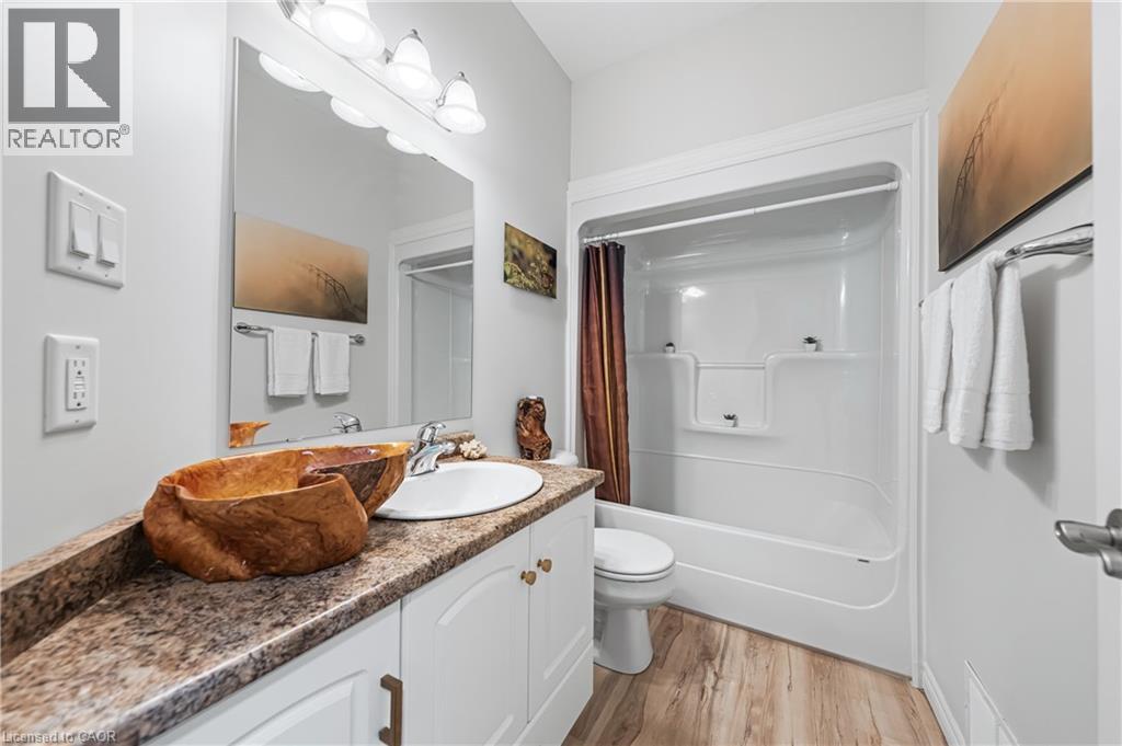 Photo 30 of 152 Devonshire Drive Unit 18, New Hamburg ON