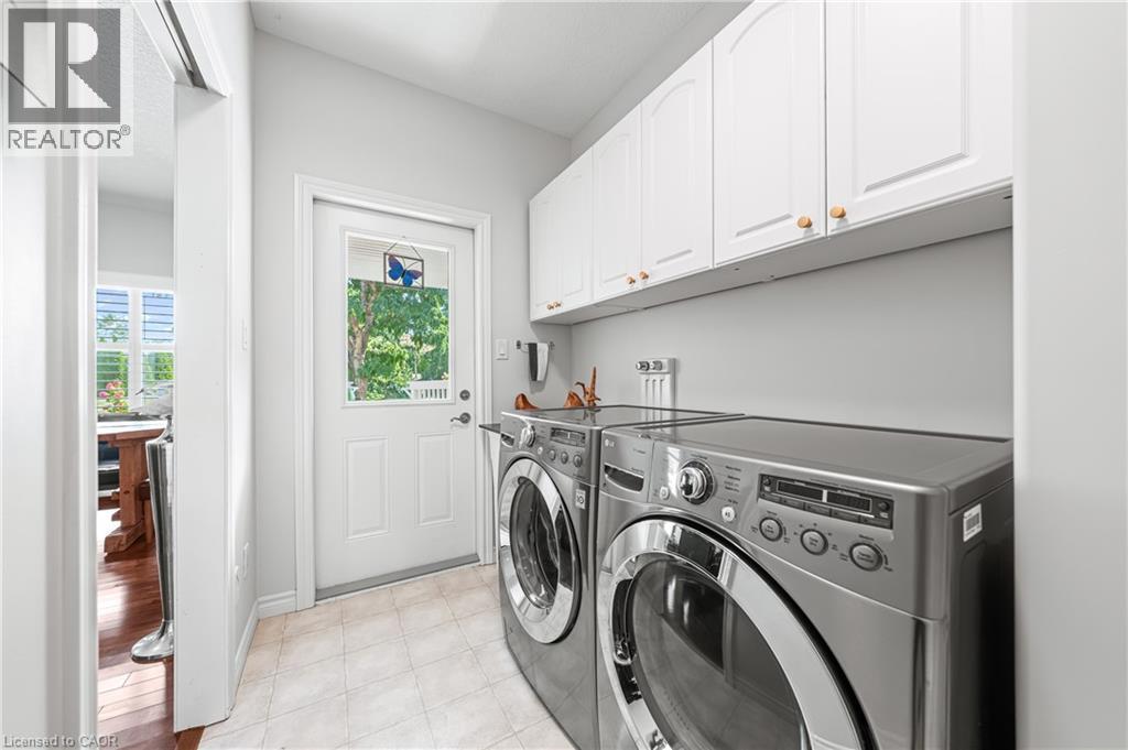 Photo 33 of 152 Devonshire Drive Unit 18, New Hamburg ON