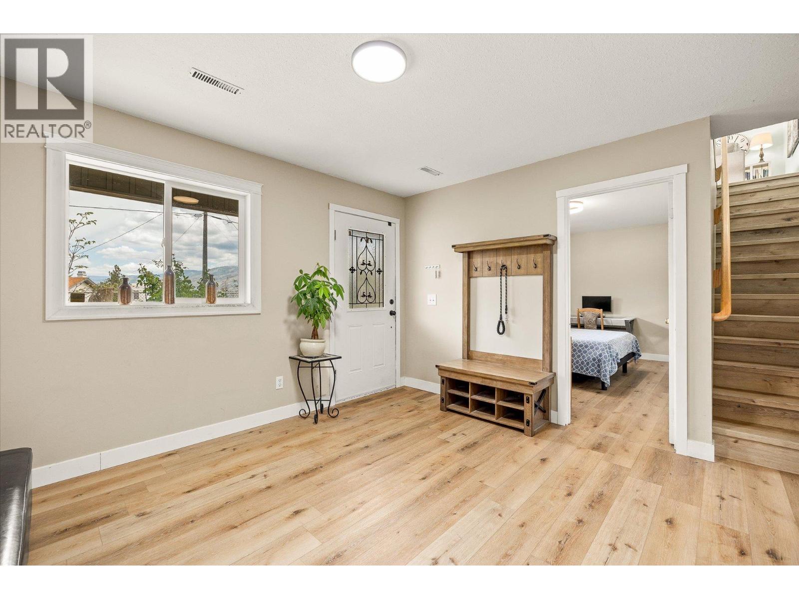  5749 MacKenzie Road, Peachland