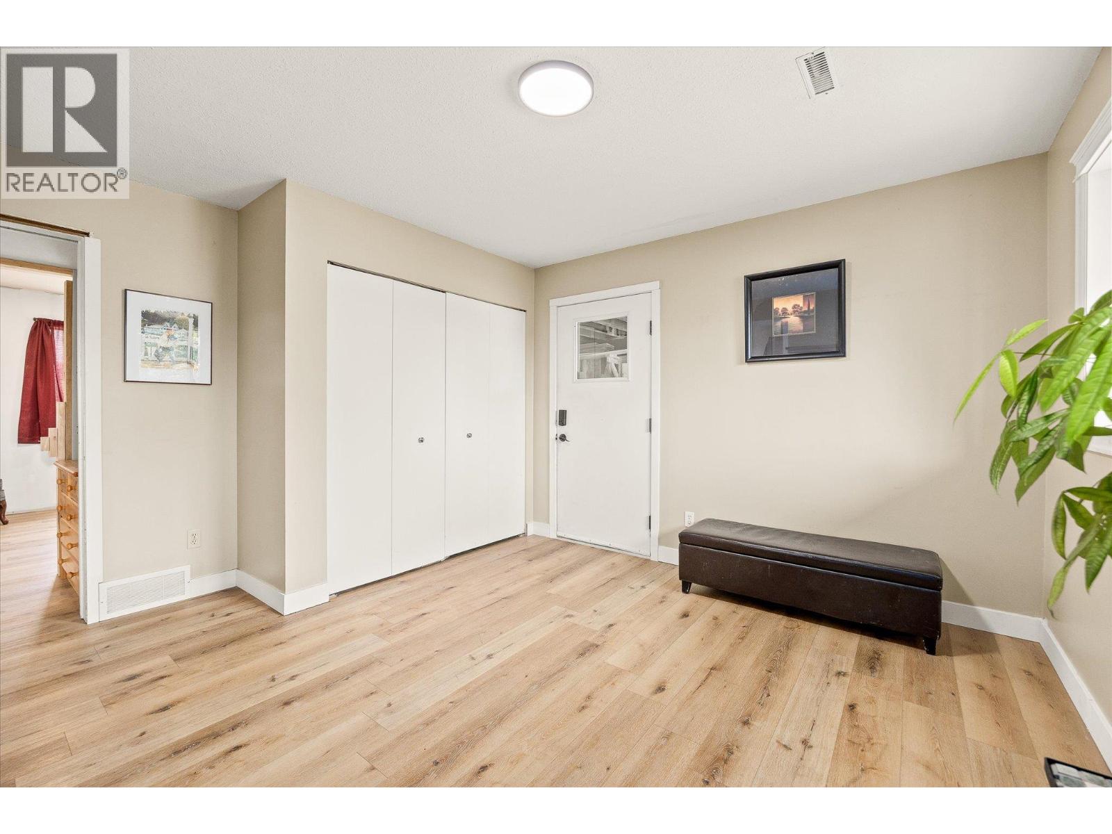  5749 MacKenzie Road, Peachland