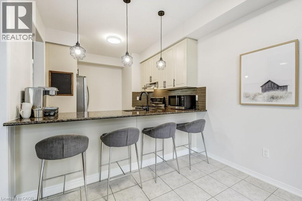 Photo 11 of 45 Cathedral Street, Waterdown ON
