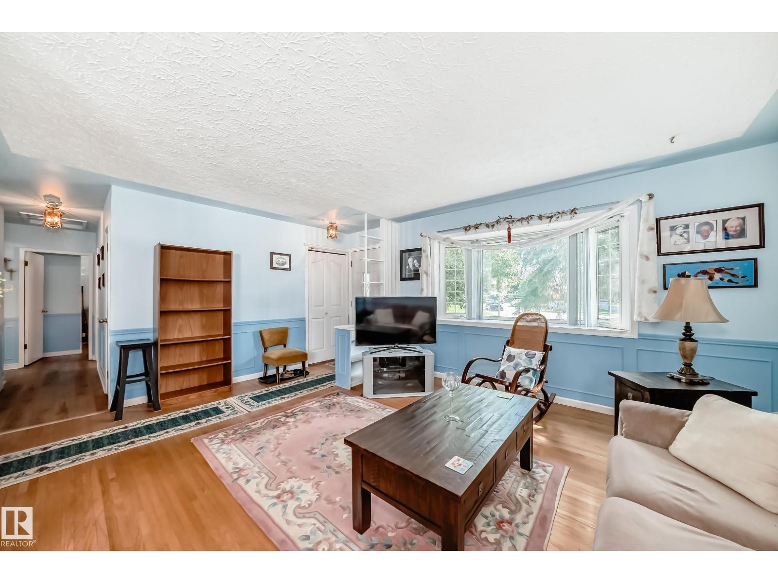 Photo 29 of 8602 158 St Nw, Edmonton AB