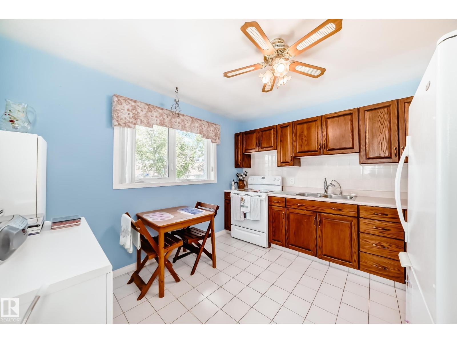 Photo 47 of 8602 158 St Nw, Edmonton AB