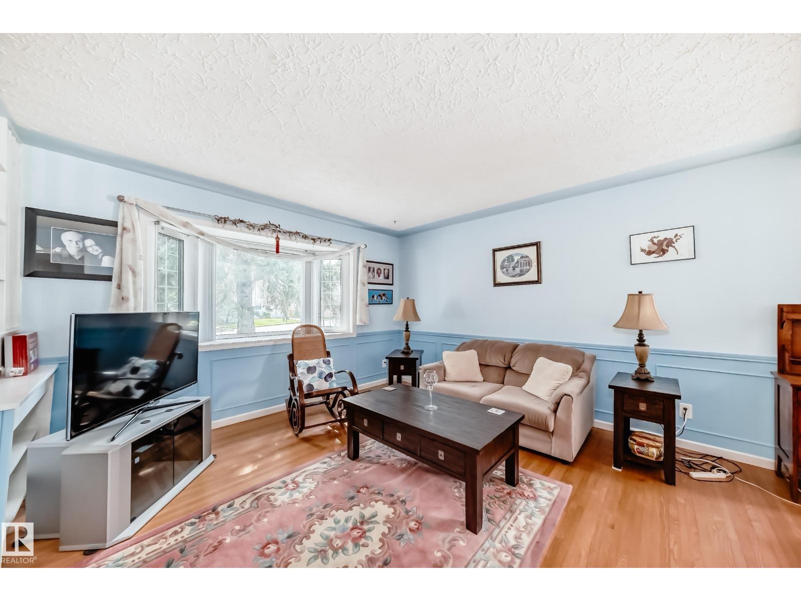 Photo 23 of 8602 158 St Nw, Edmonton AB