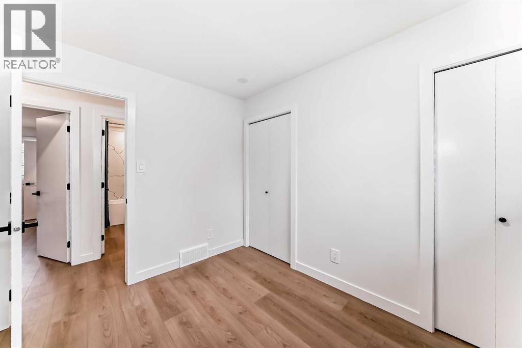 Photo 47 of 636 Cedarille Way Sw, Calgary AB