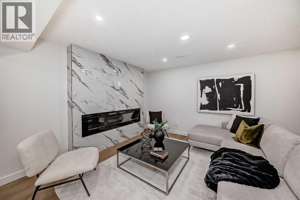 Photo 48 of 636 Cedarille Way Sw, Calgary AB