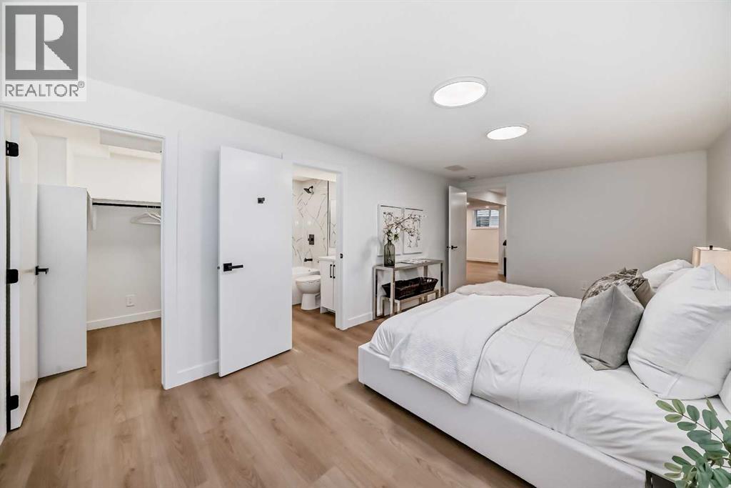 Photo 38 of 636 Cedarille Way Sw, Calgary AB