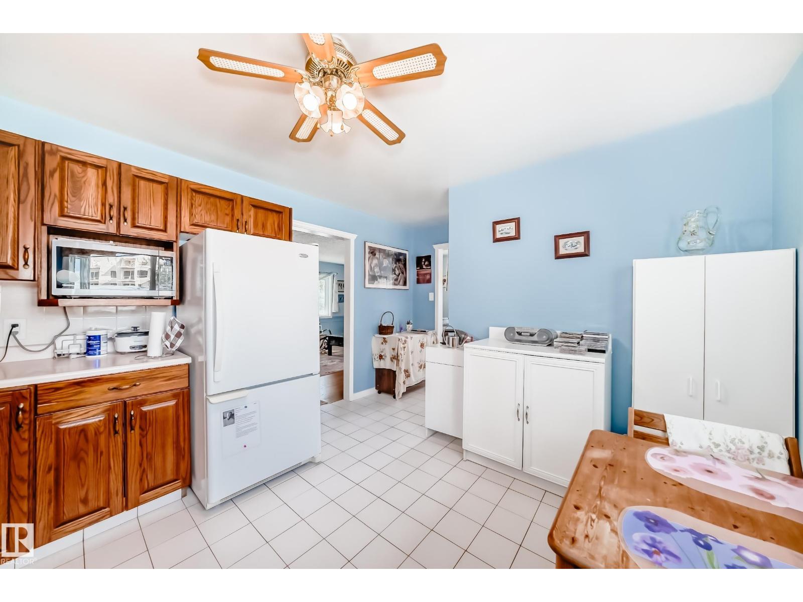 Photo 19 of 8602 158 St Nw, Edmonton AB
