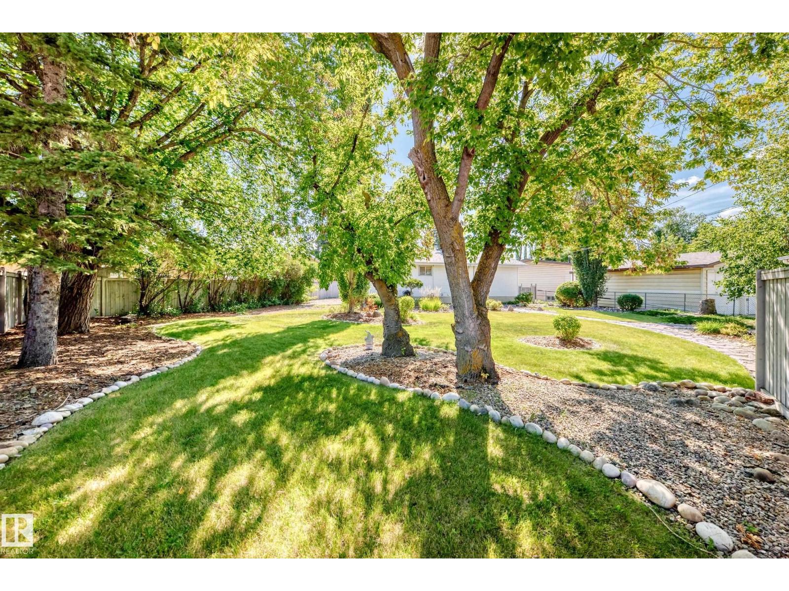 Photo 61 of 8602 158 St Nw, Edmonton AB