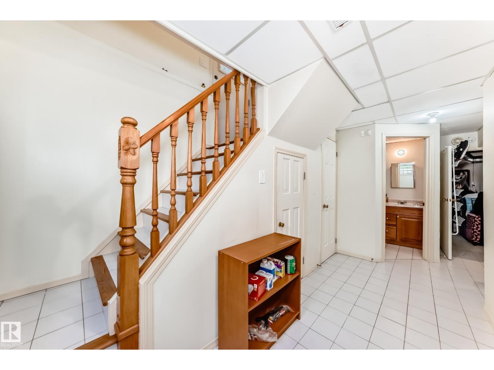 Photo 48 of 8602 158 St Nw, Edmonton AB