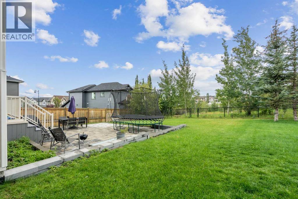 Single Family House for Sale in  Sherwood Gate NW Sherwood Calgary 