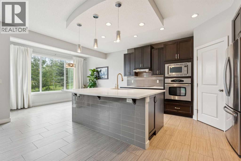 Single Family House for Sale in  Sherwood Gate NW Sherwood Calgary 