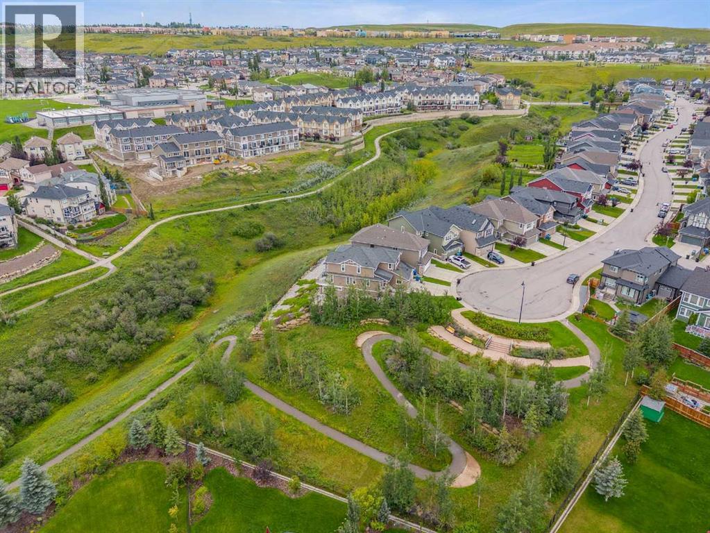 Single Family House for Sale in  Sherwood Gate NW Sherwood Calgary 
