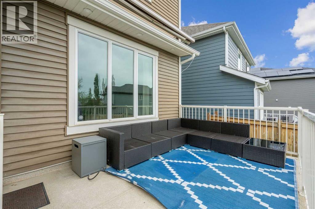 Single Family House for Sale in  Sherwood Gate NW Sherwood Calgary 