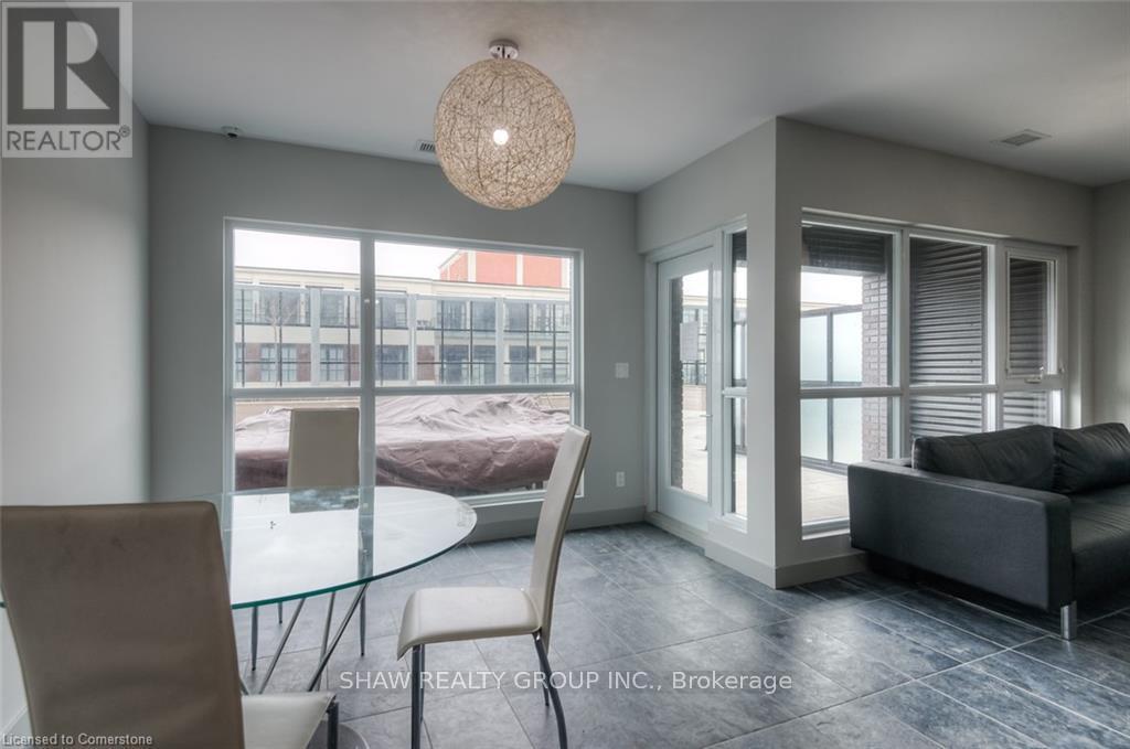 Photo 2 of 1513 1 Victoria Street S, Kitchener ON