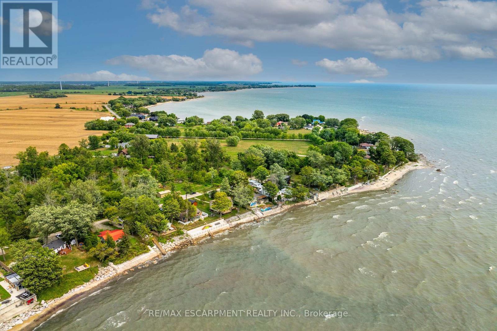 Photo 33 of 20 Hoover Point Lane, Haldimand ON