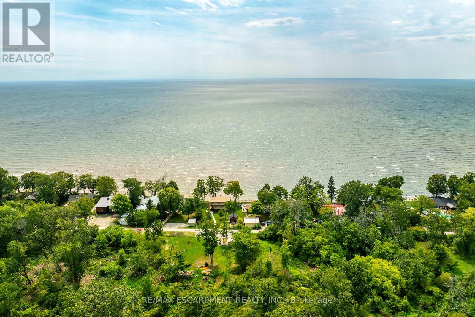 Photo 12 of 20 Hoover Point Lane, Haldimand ON