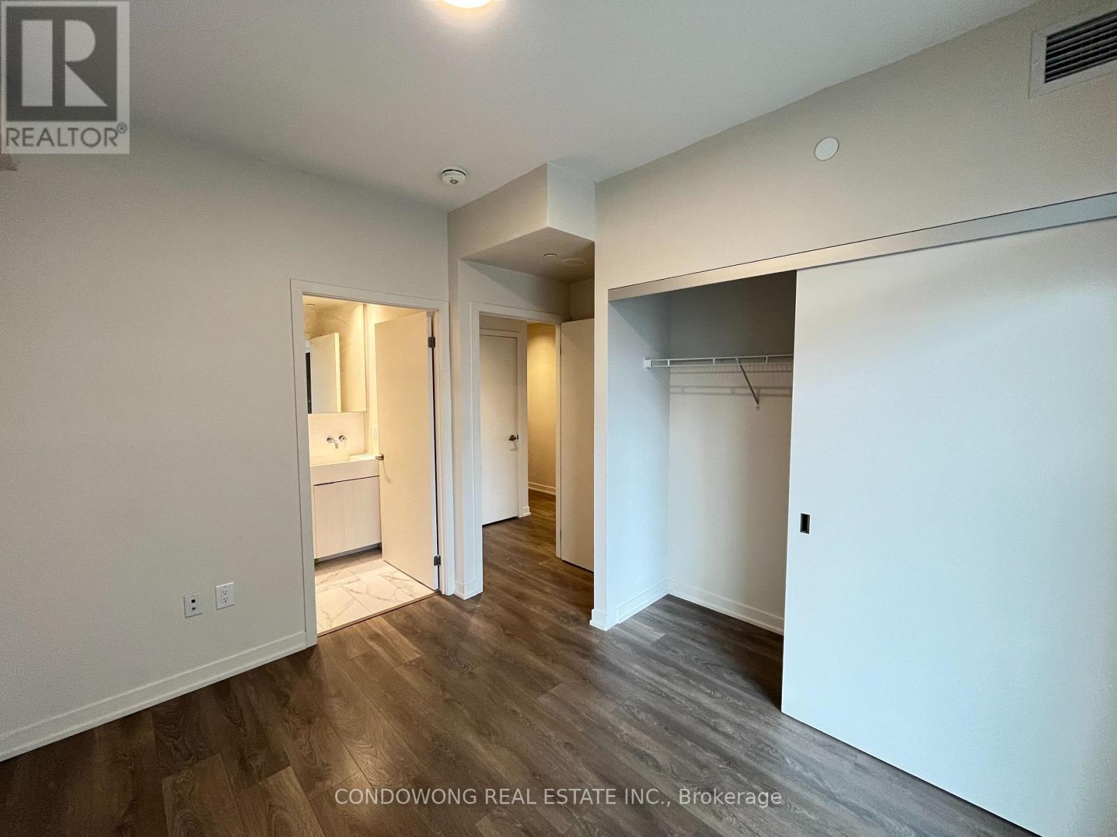 Photo 15 of 2405 20 Richardson Street, Toronto ON