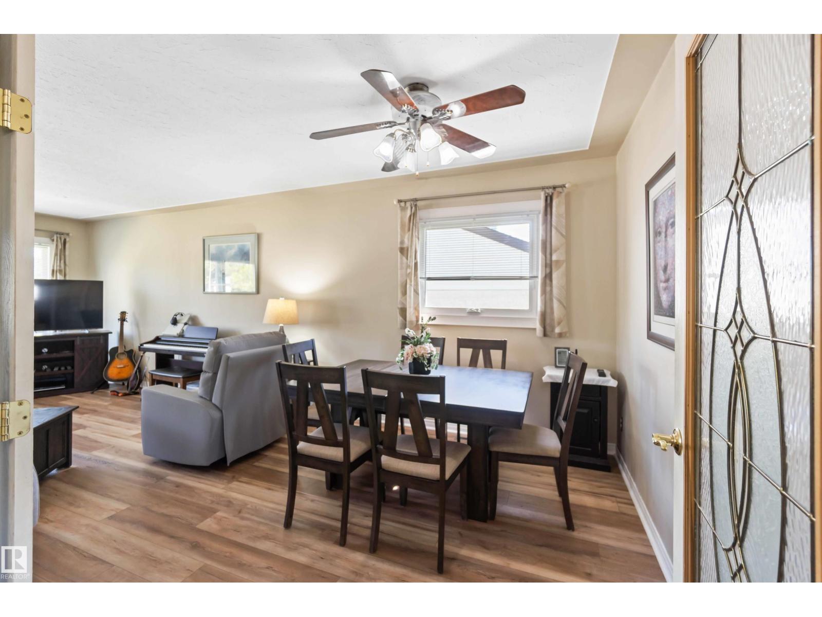 Photo 16 of 12260 St Albert Tr Nw, Edmonton AB