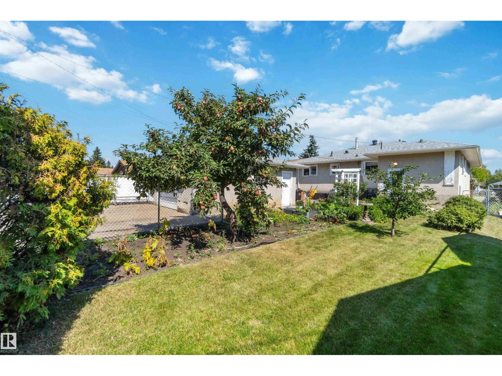 Photo 63 of 12260 St Albert Tr Nw, Edmonton AB