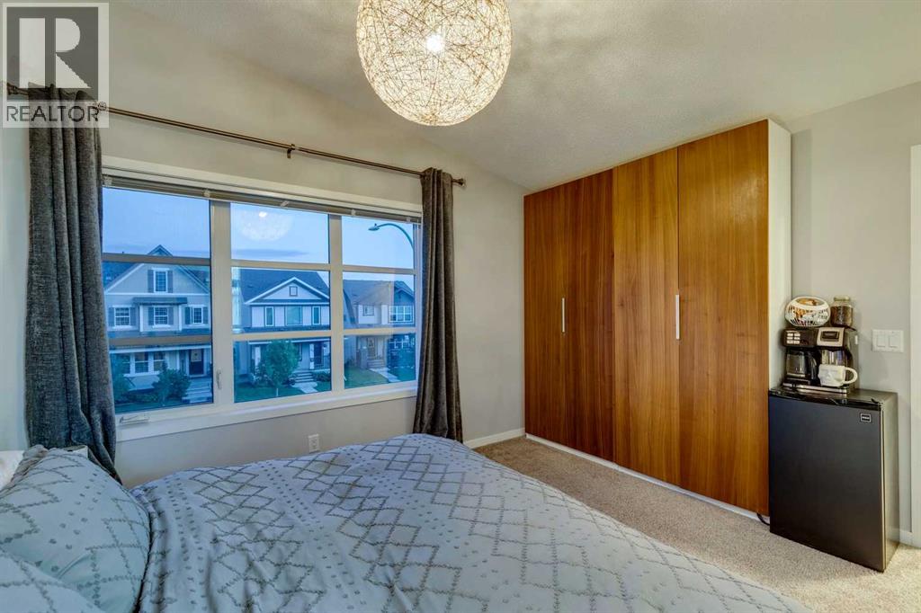 Photo 23 of 205 Copperpond Parade Se, Calgary AB