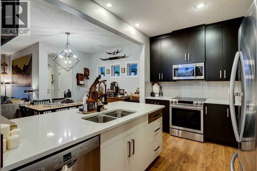 Photo 6 of 205 Copperpond Parade Se, Calgary AB